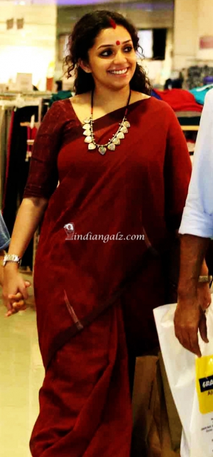 Hot Mallu Actress Ann Augustine 7 (2)